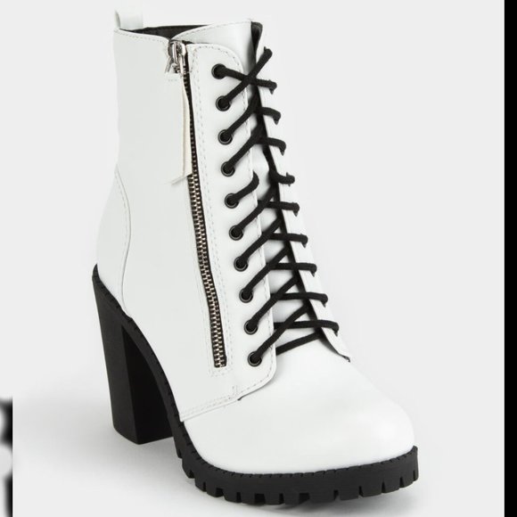 New White Combat Lace Up Platform Lug Sole Ankle Bootie Boot - Picture 2 of 3